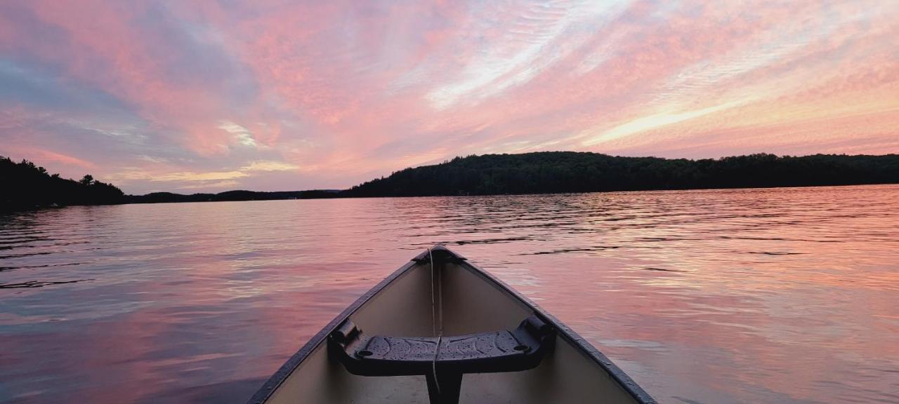 Somerset Lakeside Resort Bancroft Buitenkant foto