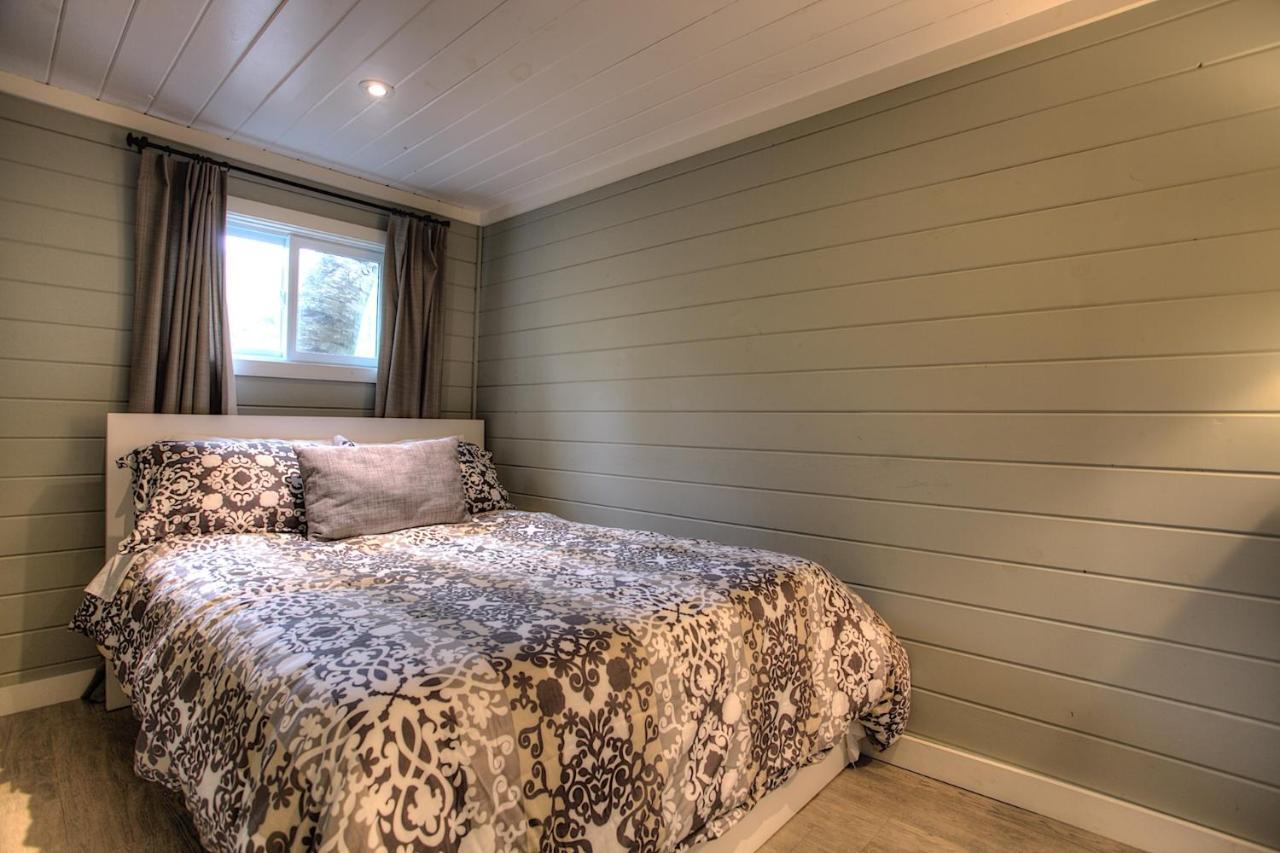 Somerset Lakeside Resort Bancroft Buitenkant foto
